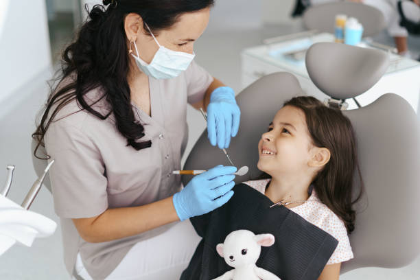 Best Emergency Dentist for Knocked-Out Tooth in Mcfarland, CA